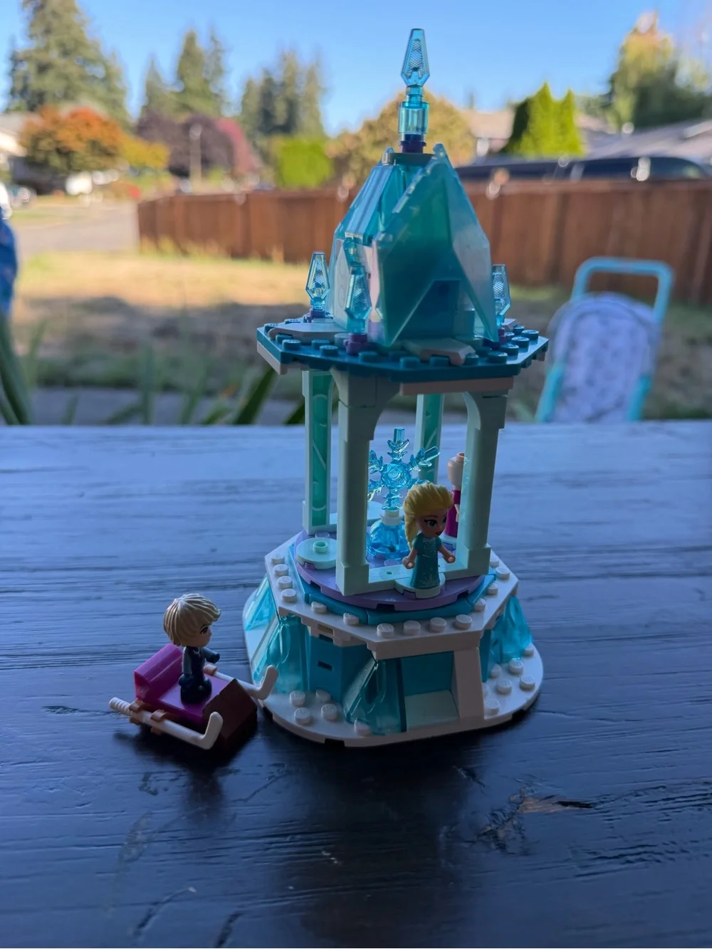 LEGO Disney Frozen Anna and Elsa’s Magical Carousel 43218 few items missed